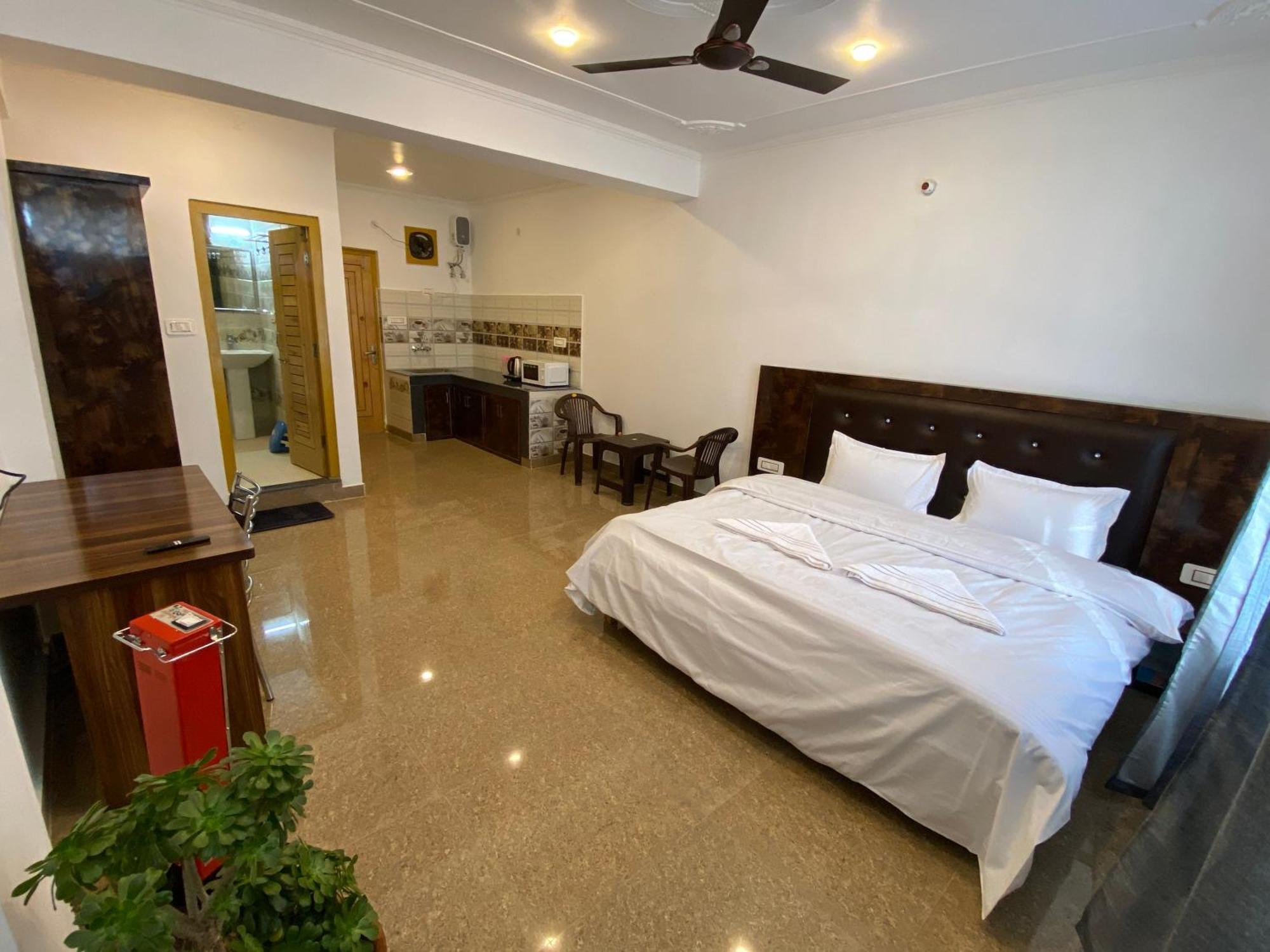 Redeem Cafe & Homestay McLeod Ganj Ngoại thất bức ảnh