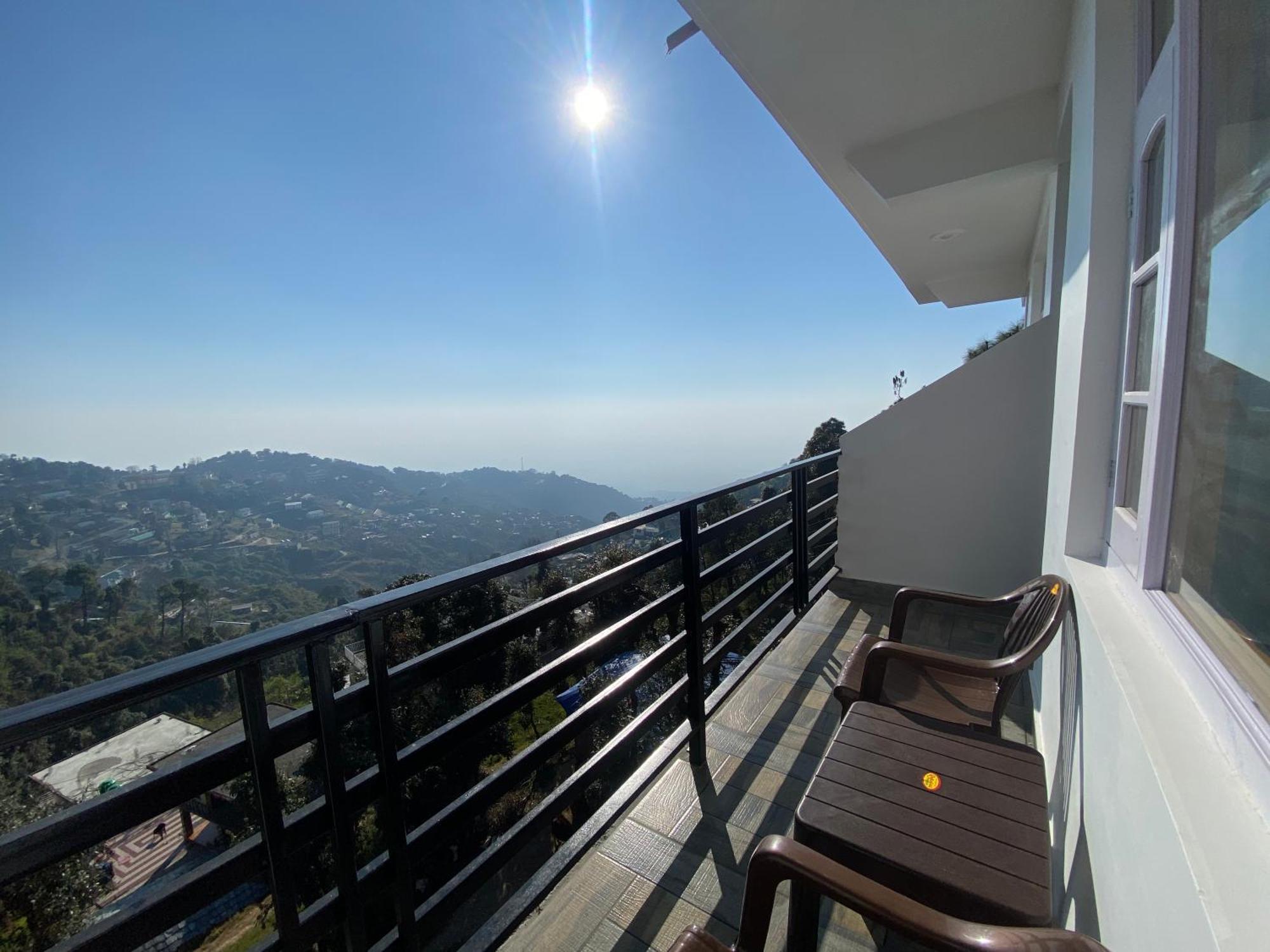 Redeem Cafe & Homestay McLeod Ganj Ngoại thất bức ảnh